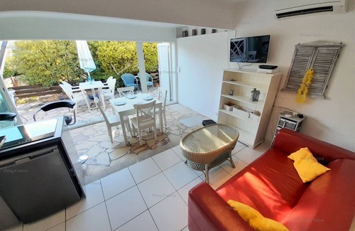 Naturist Village House | Villa Tabou