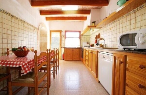 Pollensa Ski Chalet | Villa ten minutes walk from Pollensa