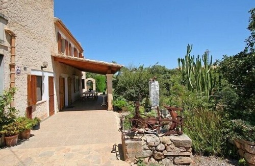 Pollensa Ski Chalet | Villa ten minutes walk from Pollensa