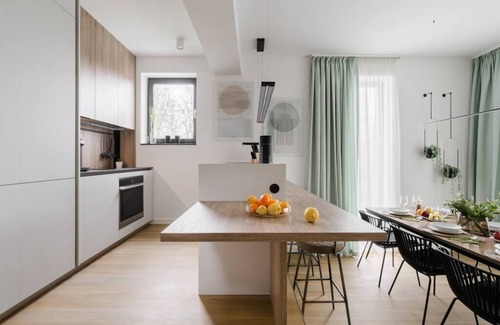 Comarnic House | Villa The Frame
