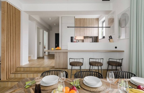Comarnic House | Villa The Frame