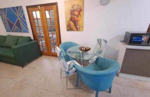 Northcliff House | Villa Theresa