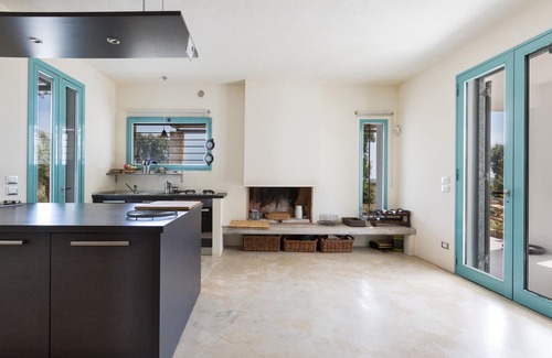 Carovigno Villa | Villa Torre Guaceto con piscina by Wonderful Italy