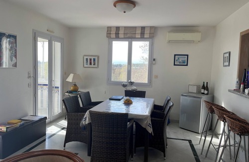 Bessan Villa | Villa Tout Confort 8 Pers Avec Climatisation et Piscine Privée