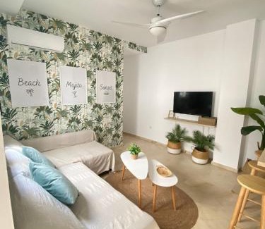 Chipiona Apartment | Villa Tropical a 2 minutos del Faro de Chipiona