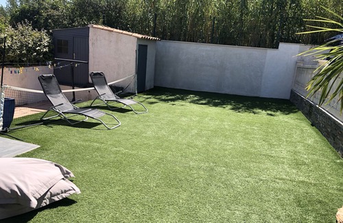 Gignac-la-Nerthe Villa | VILLA TYPE PROVENCAL WITH POOL NEAR THE SEA COAST BLUE 4/6 PERS