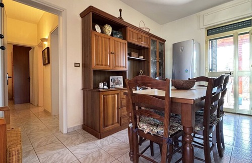 Capilungo Villa | Villa Ulivo, sleeps 7, garden close to the sea