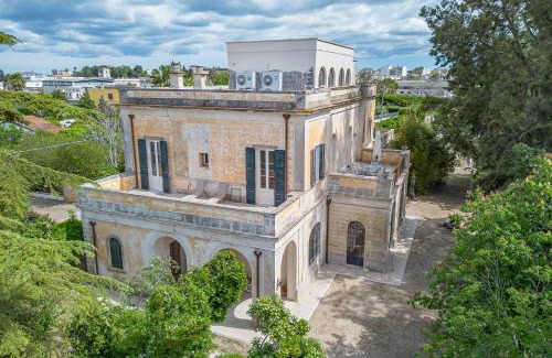 Galatina Apartment | Villa Vallone Luxury With Pool - Happy Rentals
