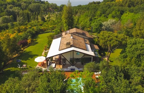 Granarola Villa | Villa Vallugola 8, Emma Villas
