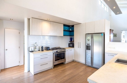 Waiheke Island House | Villa Valmont | Stay Waiheke
