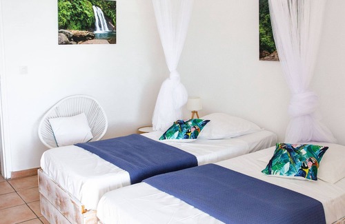 Sainte-Anne Villa | Villa Vanilla with pool, beach access by foot and jogging path