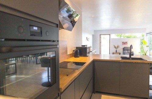Willemstad Villa | Villa Ventre Curacao, a Tropical Paradise in Perfect Location!