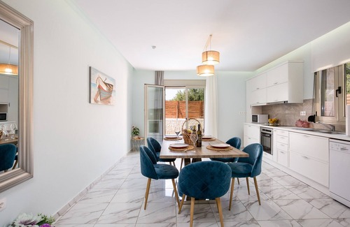 Asteri Villa | Villa Vera - 3 bedroom villa, 3 bathrooms, with heated pool and outdoor jacuzzi