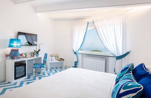 San Pietro Bed & Breakfast | Villa Veronica luxury suites - Capri Suite