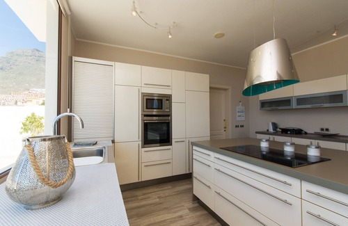 Costa Adeje Villa | Villa Veronika. Luxury 3 bedroom Villa. Private heated infinity pool. Torviscas
