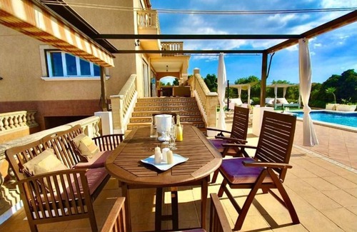Llevant Villa | Villa Versace super luxury 14 guests + guests.