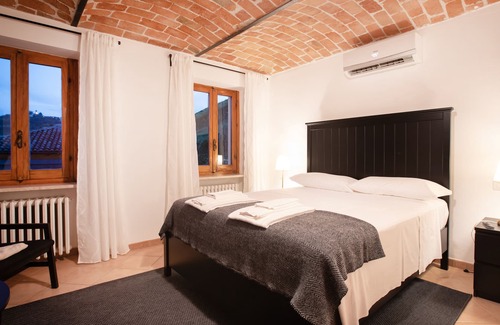 San Marzano Oliveto Villa | Villa Vinory Tenuta il Sogno - Italiana - Authentic Villa