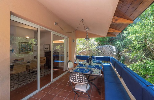 Punta Sardegna Villa | Villa 'Viola Con Piscina E Giardino' with Sea View, Private Pool and Wi-Fi