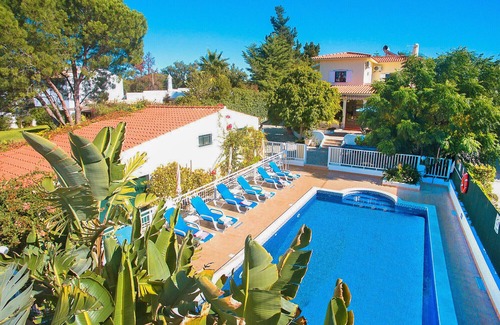Branqueira Villa | Villa w/heatable pool & BBQ in Balaia