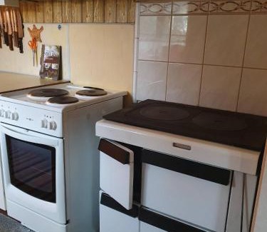 Hemse House | Villa w open fireplace and big plot 5 min from the sea