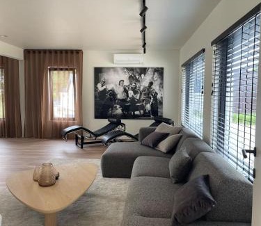 Zolder Villa | Villa Weidezicht