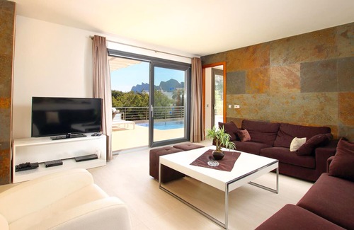 Cala San Vicente House | Villa with detached house, air conditioning, wifi, garden, private swimming pool