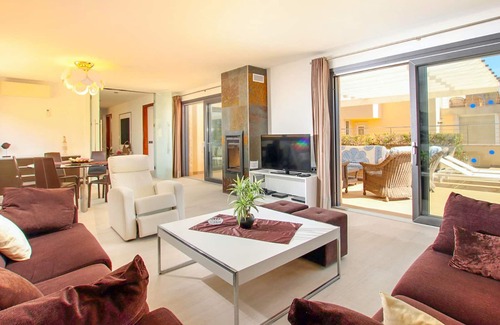 Cala San Vicente House | Villa with detached house, air conditioning, wifi, garden, private swimming pool