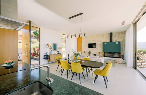 Kissamos Villa | Villa with fantastic view, heated pool