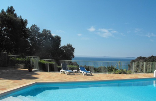 Cavaliere Villa | Villa With Garden Gate Straight Onto Beach