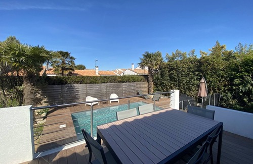 Saint-Martin-de-Re Villa | Villa with heated pool and Rétais charm