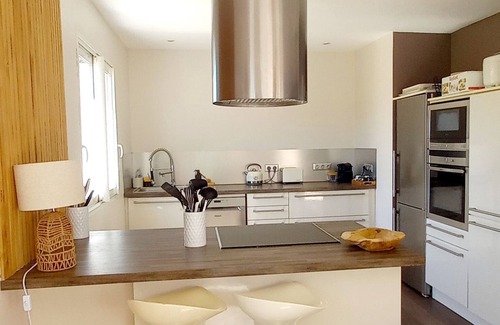 Arcangues House | Villa with heated pool, close to beaches and golf course