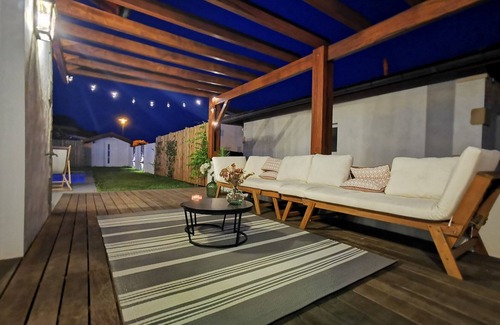 Arcangues House | Villa with heated pool, terrace, 4 bathrooms, outdoor kitchen, 15' from the beaches of Btz