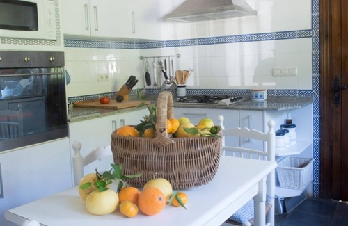 Sotogrande House | Villa with lovely garden and large swimming pool at only 1 km. from beach