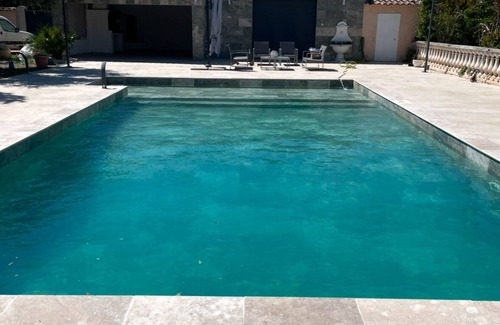 Gardanne Villa | Villa with pool
