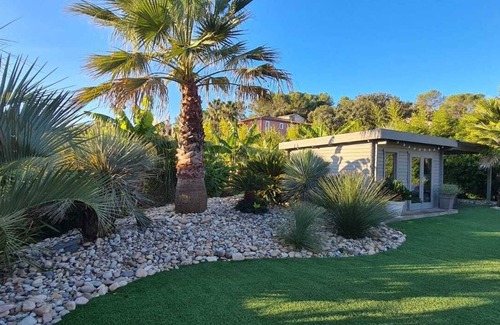 Sommieres House | Villa with pool in a haven of peace