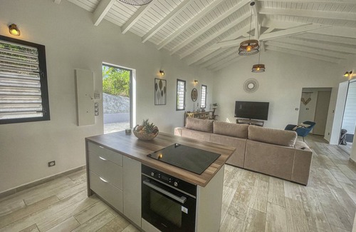 L'Houezel Villa | Villa with pool near the village