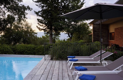 Pergine Valdarno Villa | Villa with private pool and air cond.