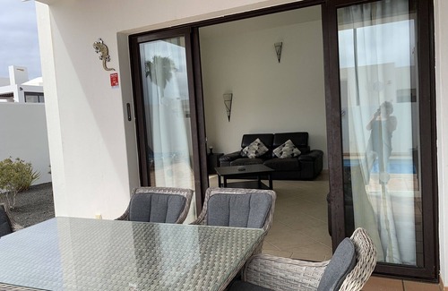 Playa Blanca Villa | Villa with Private Electric/Solar Panel Heated Pool, Wi-fi in Playa Blanca