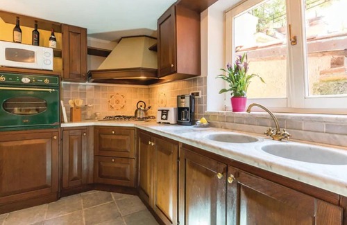 Camaiore Villa | Villa with private pool, beautiful furnishings, fenced yard.