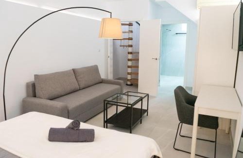 Nervion Villa | Villa with private swimming pool in Sevilla