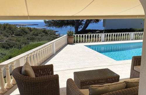 Binisafua Villa | Villa with sea views, 4 bedrooms, free WIFI