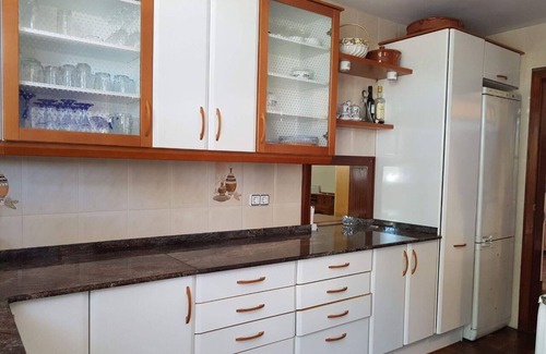 Alcanar Ski Chalet | Villa with sea views, direct access to the beach and extensive garden