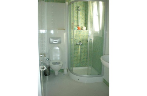 Koyunbaba Villa | Villa with Sea Views, 5 minute walk to Sea