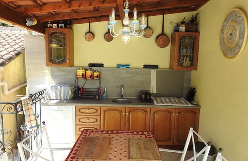 Ceyreste Villa | Villa with secure pool, beaches and Calanques, near Cassis (6 pers max)