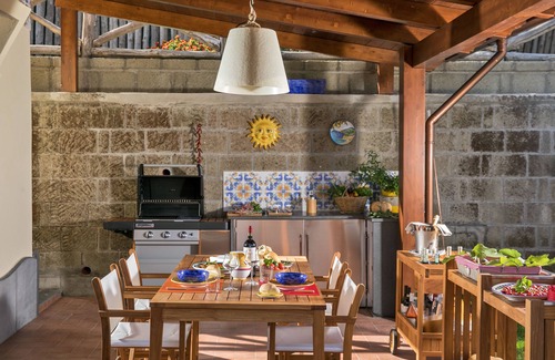 Sant'Agata sui Due Golfi Villa | Villa with spectacular views of Sorrento