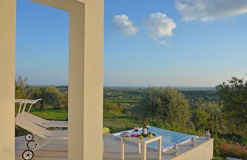 Noto Villa | Villa with spectacular sea view near the center of Noto and services, you will love it.