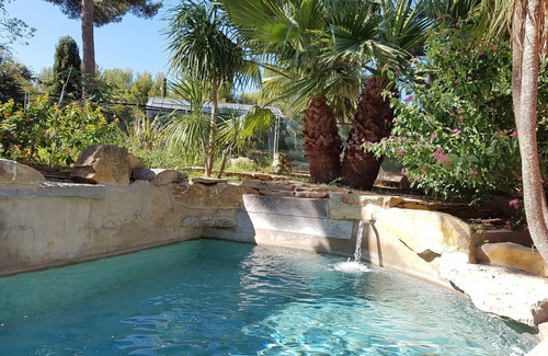 La Madrague Villa | Villa with swimming pool 500 m from the Grande Plage des Lecques. Large landscaped garden