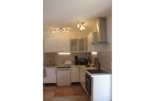 Saint-Raphael Villa | Villa with swimming pool in a quiet setting close to the beach