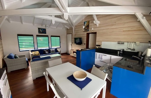 Le Moule House | Villa with swimming pool - 2 suites - 5 Mn coastline - 3 star rating