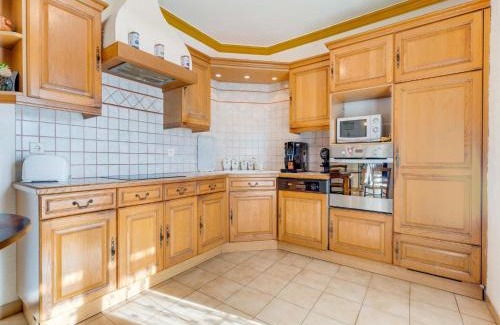 Sauveterre House | Villa with swimming pool in Sorgues